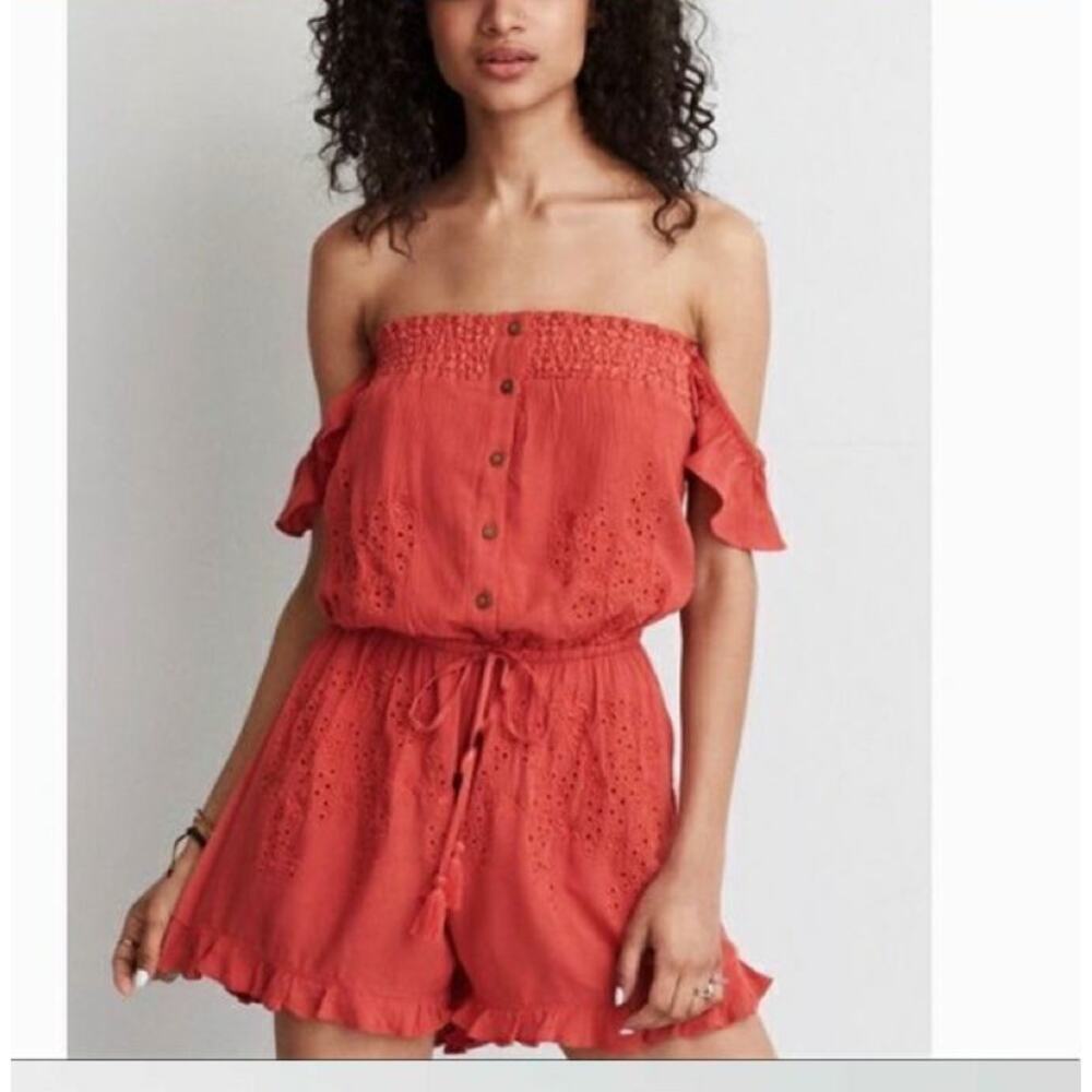 American Eagle Eyelet Off Shoulder Romper Size XXS